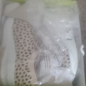 Stylish Polka Dot Sneakers